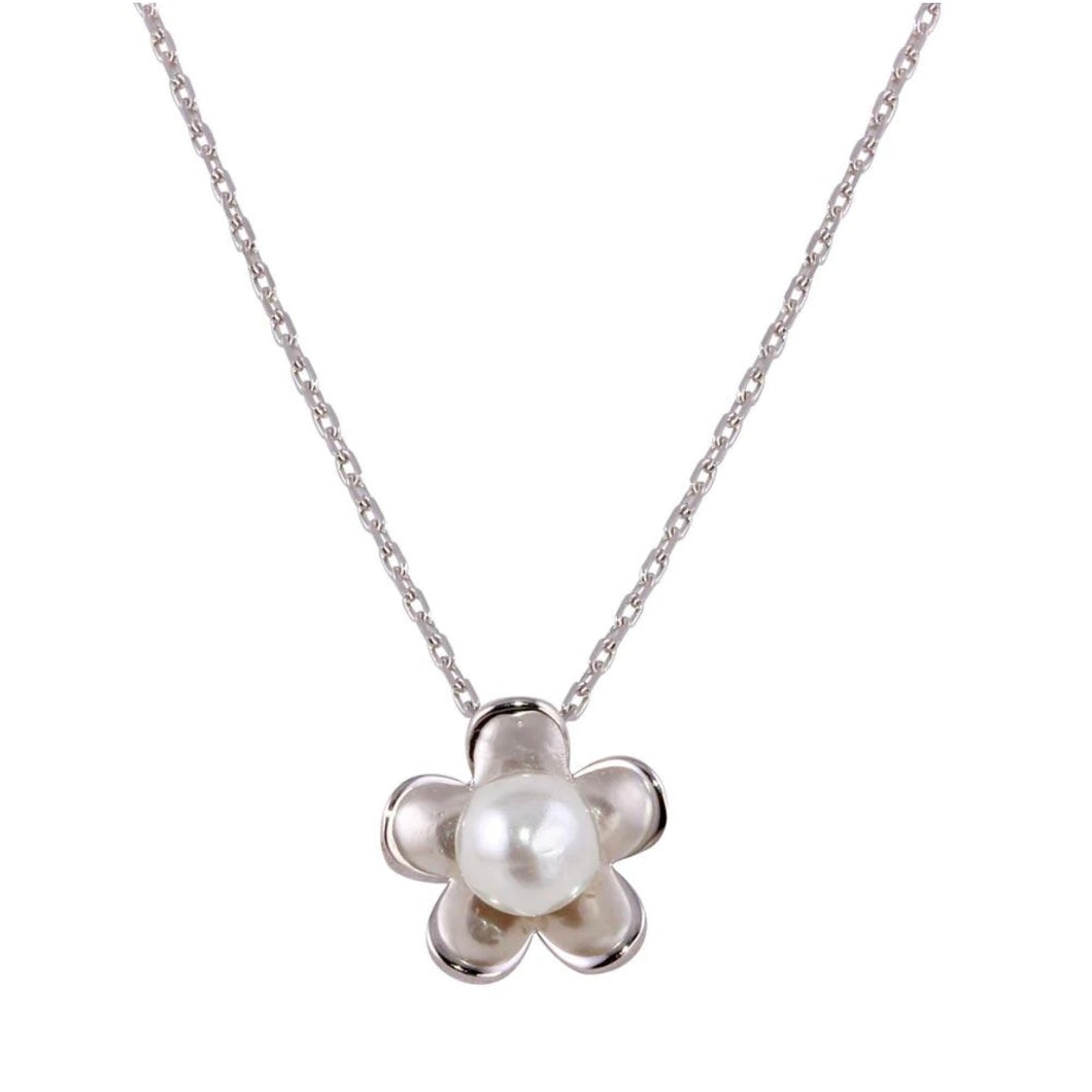 Flower Pearl Necklace