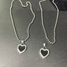 Load image into Gallery viewer, Big Heart Bead Necklace