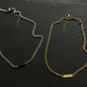 Curb Chain Bar Necklace