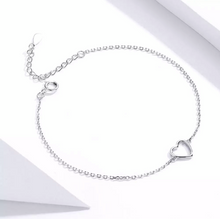 Load image into Gallery viewer, Heart Bracelet