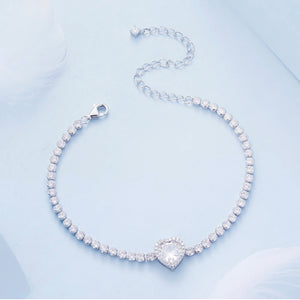 Glitzy Heart Bracelet